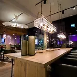 Aeronaut Service Powered By Pearl 1