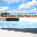 Aeronaut Service Powered By Pearl 1 فندق 4*