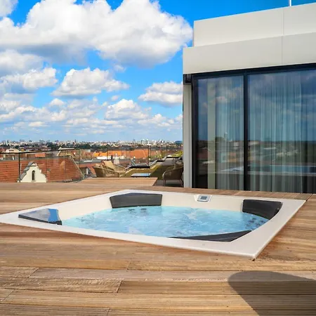 Aeronaut Service Powered By Pearl 1 Hotel