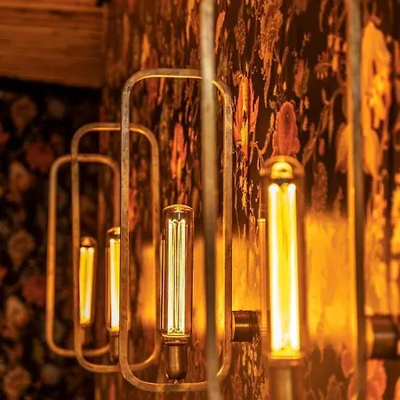 Aeronaut Service Powered By Pearl 1 Hotel