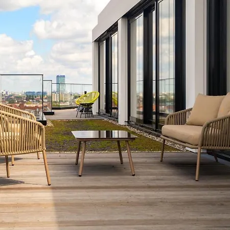 Aeronaut Service Powered By Pearl 1 Berlin