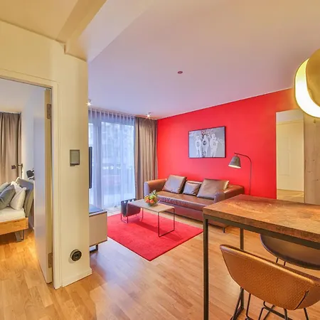 Hotel Aeronaut Service Powered By Pearl 1