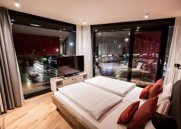 Aeronaut Service Powered By Pearl 1 4*